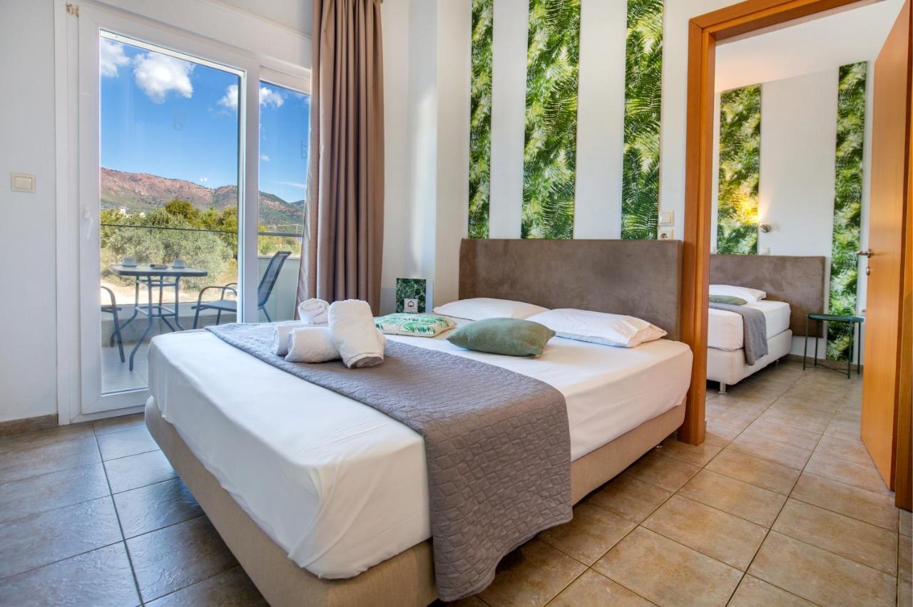 Discovery Hotel Limenaria  Bagian luar foto