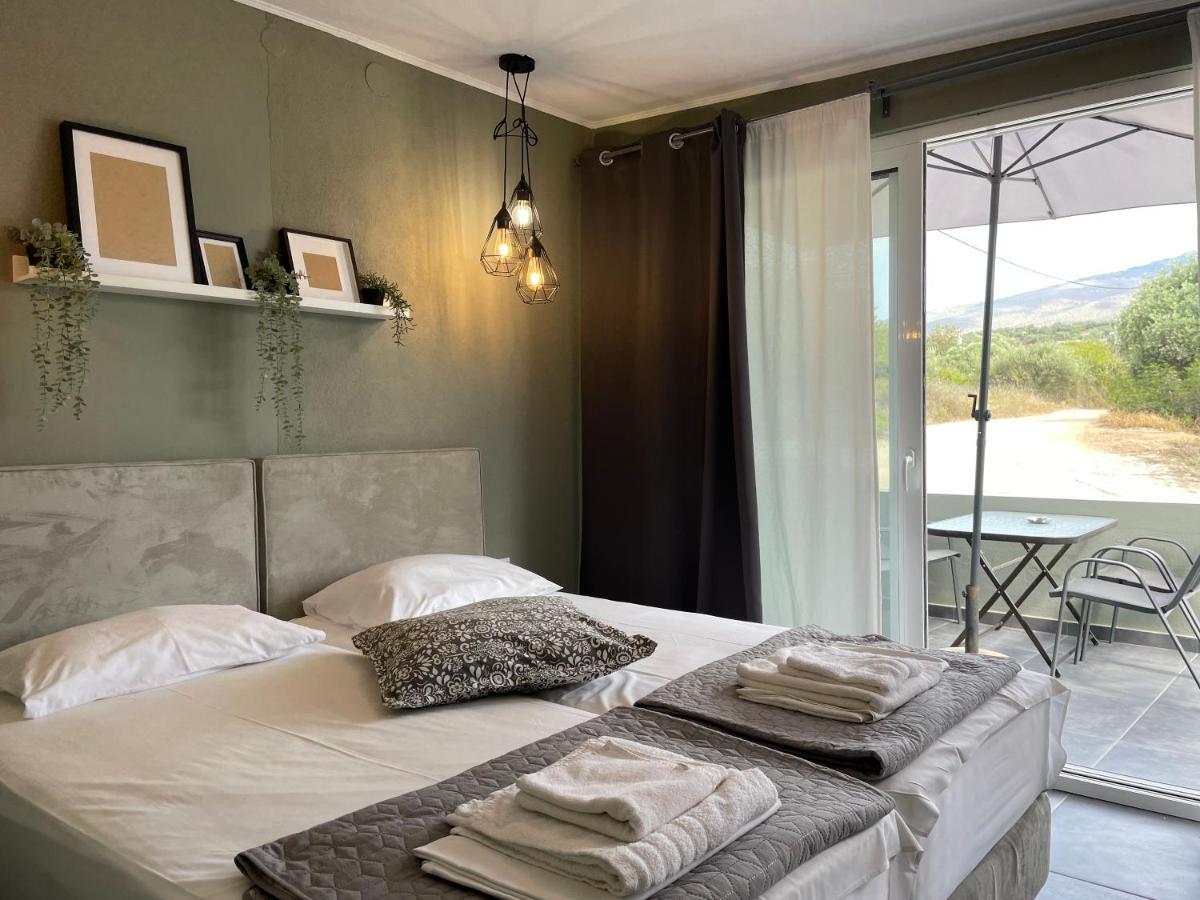 Discovery Hotel Limenaria  Bagian luar foto